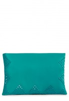 CARTERA DE MANO CON CADENA